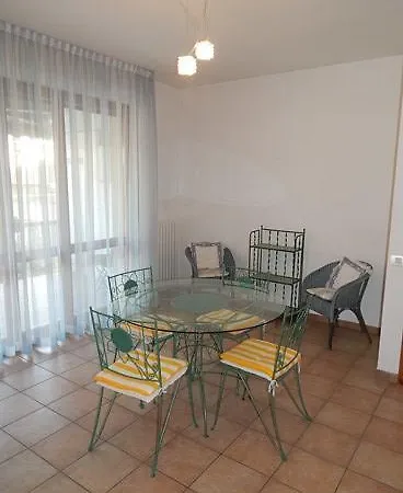 N10 - Numana, Bilocale Con Terrazzo E Aria Condizionata Sirolo